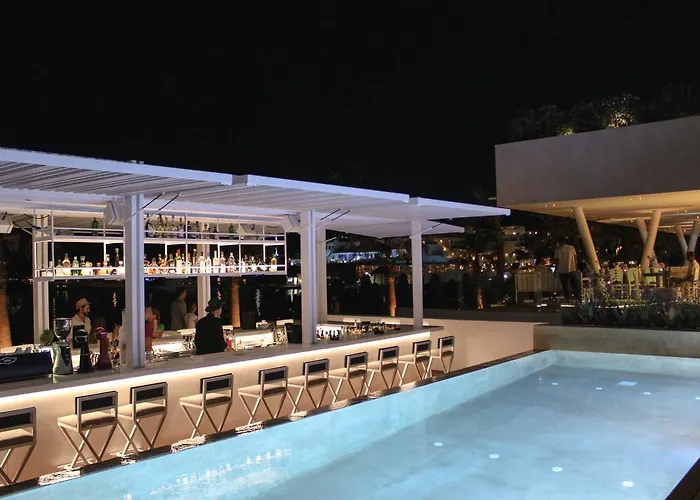 Mykonos Palace Платис Ялос