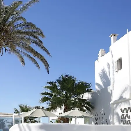 Mykonos Palace 4*