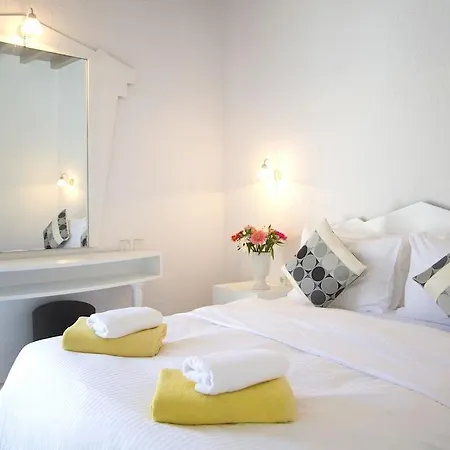 Mykonos Palace Hotell 4*