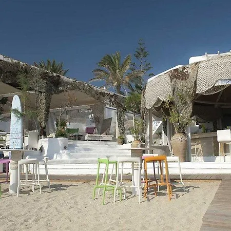 Mykonos Palace 4*